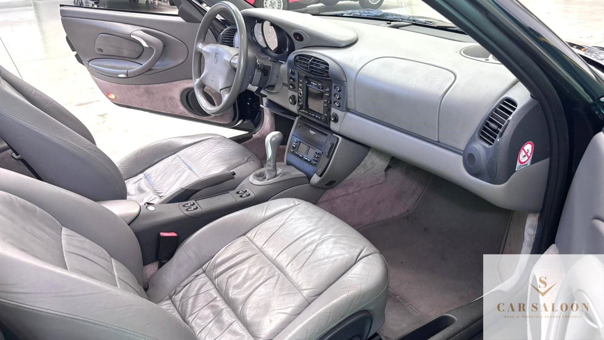 Porsche 911 Cabrio Carrera 4 cat (12)