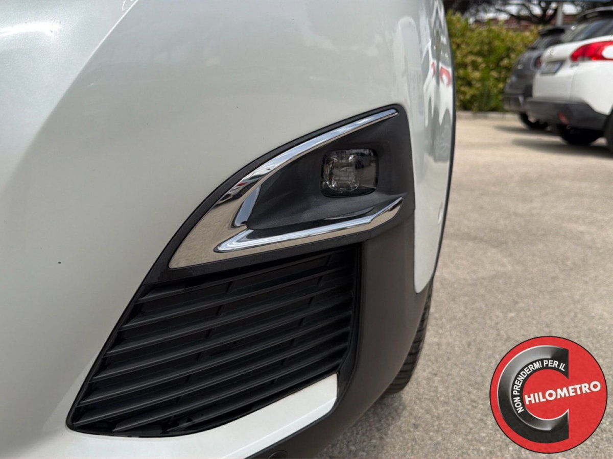 Peugeot 3008 BlueHDi 180 S&S EAT6 GT (12)