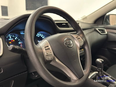 Nissan Qashqai 1.5 dCi N-Connecta (10)