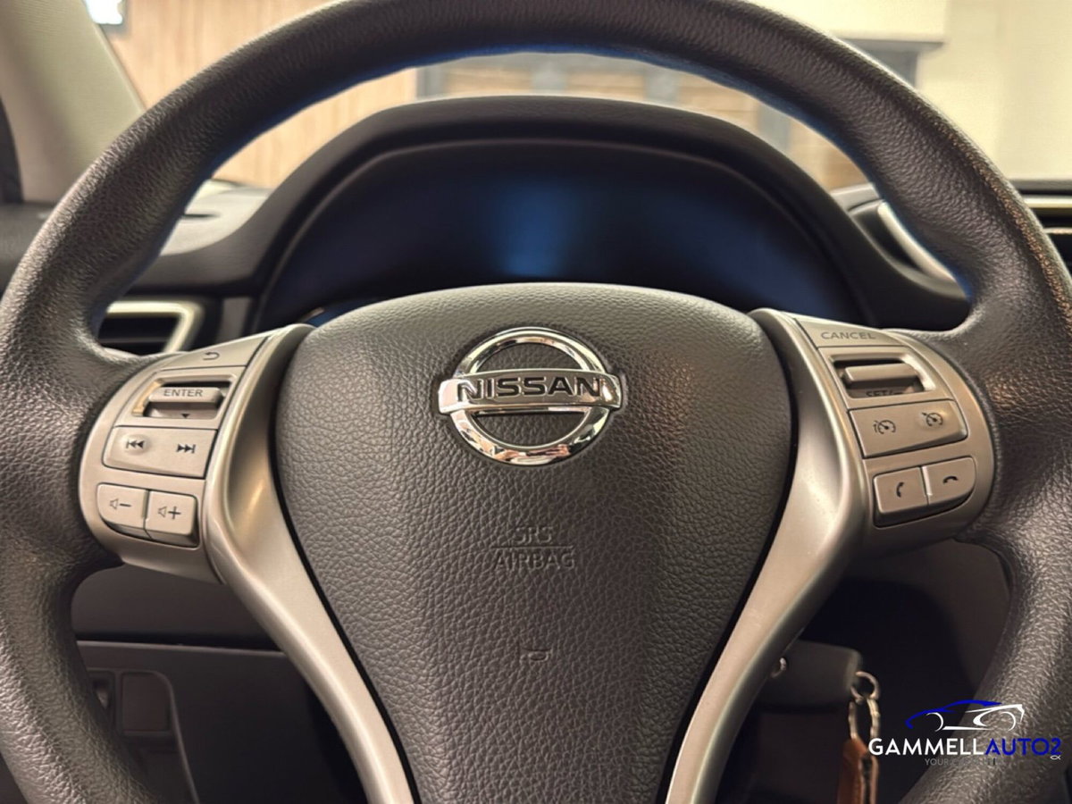 Nissan Qashqai 1.5 dCi N-Connecta (11)