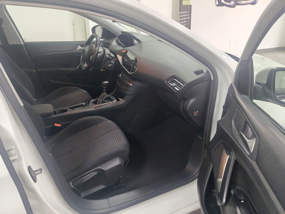 Peugeot 308 SW BlueHDi 130 S&S Active Business (12)