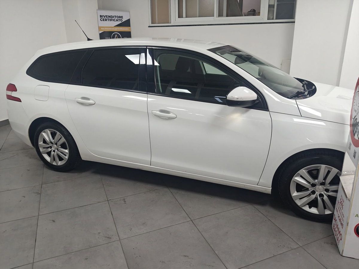 Peugeot 308 SW BlueHDi 130 S&S Active Business (14)