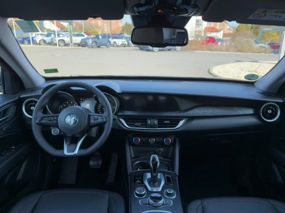 Alfa Romeo Stelvio Stelvio 2.0 Turbo 200 CV AT8 Q4 Super Business (8)