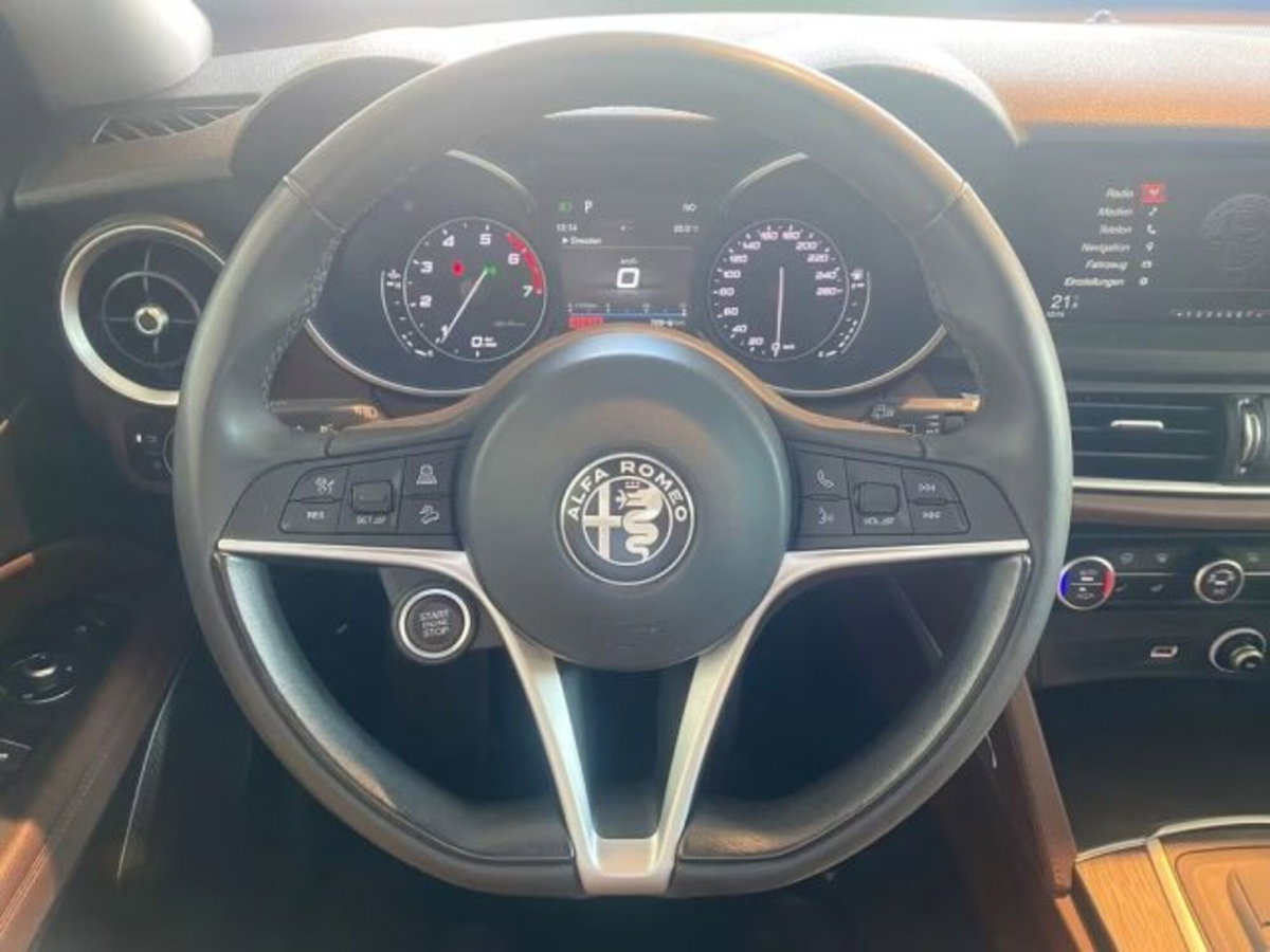 Alfa Romeo Stelvio Stelvio 2.0 Turbo 200 CV AT8 Q4 Super Business (10)