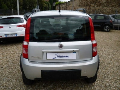 Fiat Panda 1.3 MJT 16V DPF 4x4 Climbing (4)