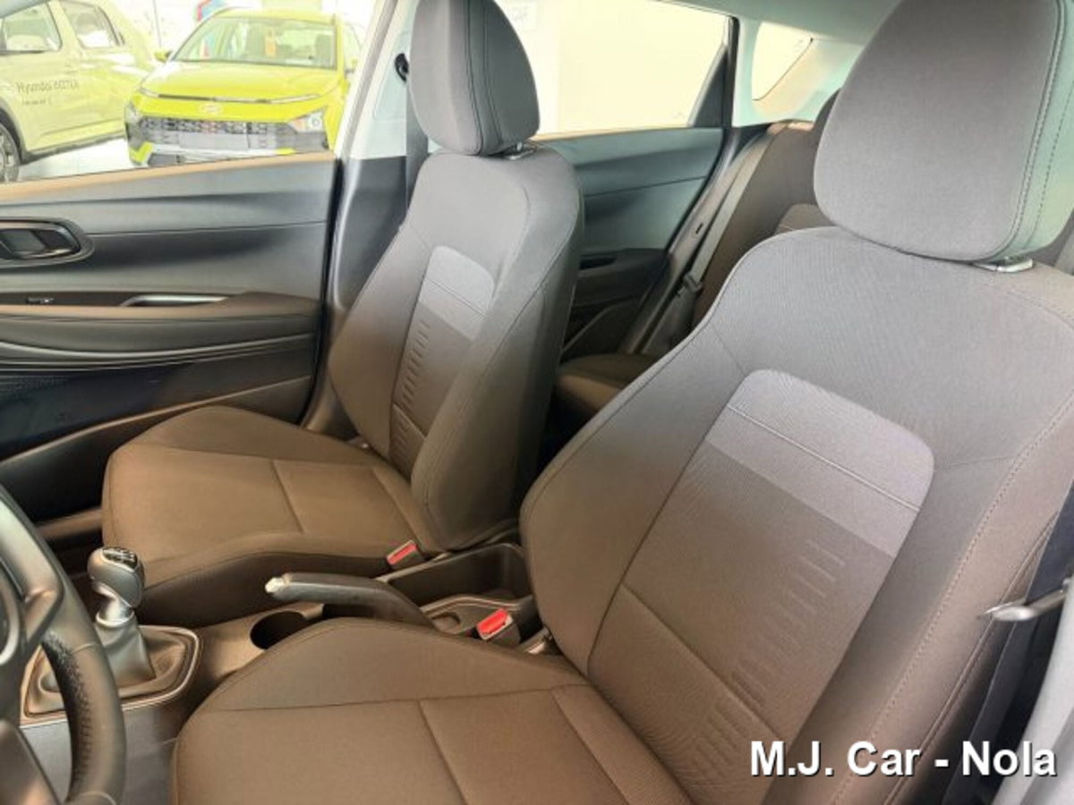 Hyundai Bayon 1.0 t-gdi Business 90cv mt (11)