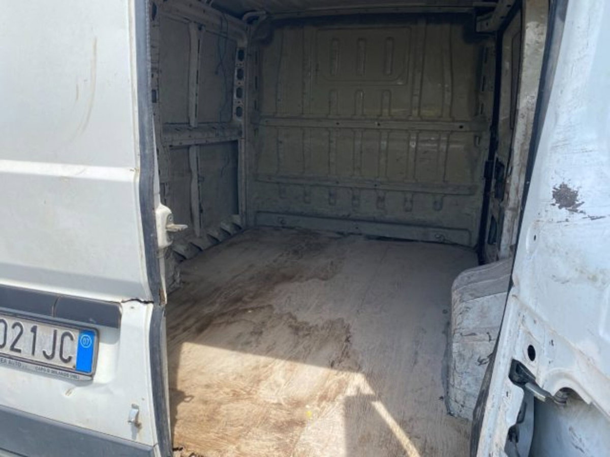 Citroen Jumper Furgone 33 2.2 HDi/100 PC-TN Furgone (8)