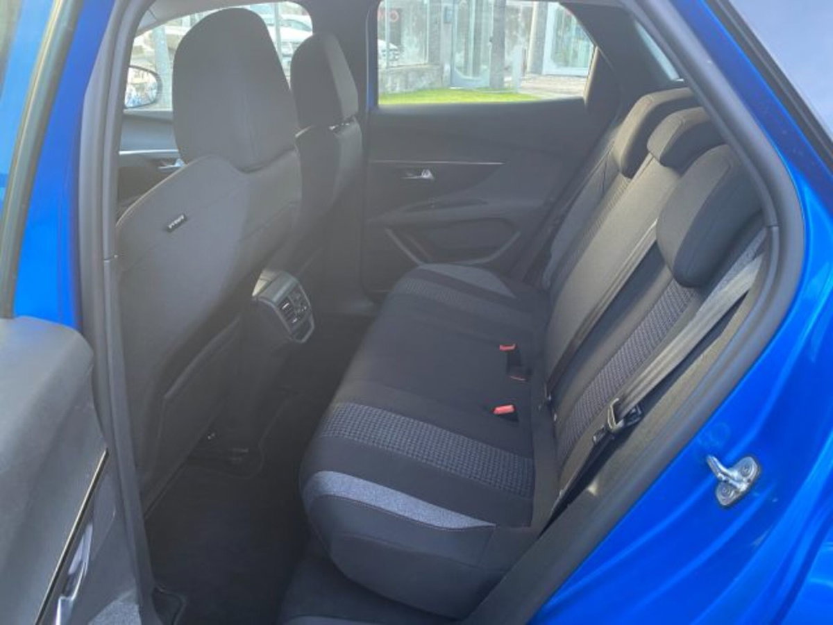 Peugeot 3008 BlueHDi 130 S&S GT (10)