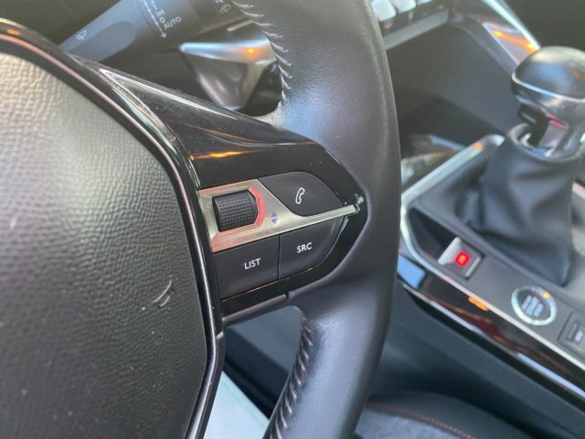 Peugeot 3008 BlueHDi 130 S&S GT (12)