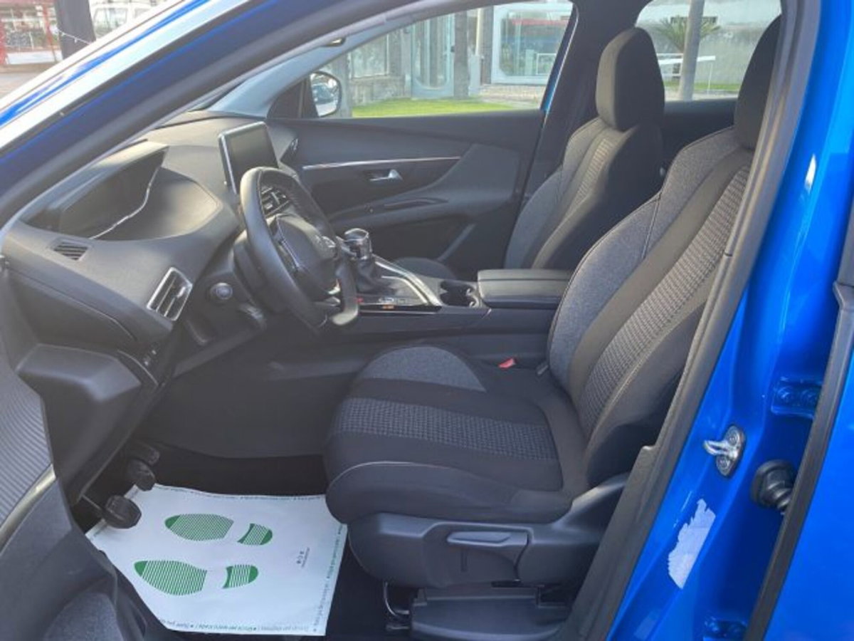 Peugeot 3008 BlueHDi 130 S&S GT (6)