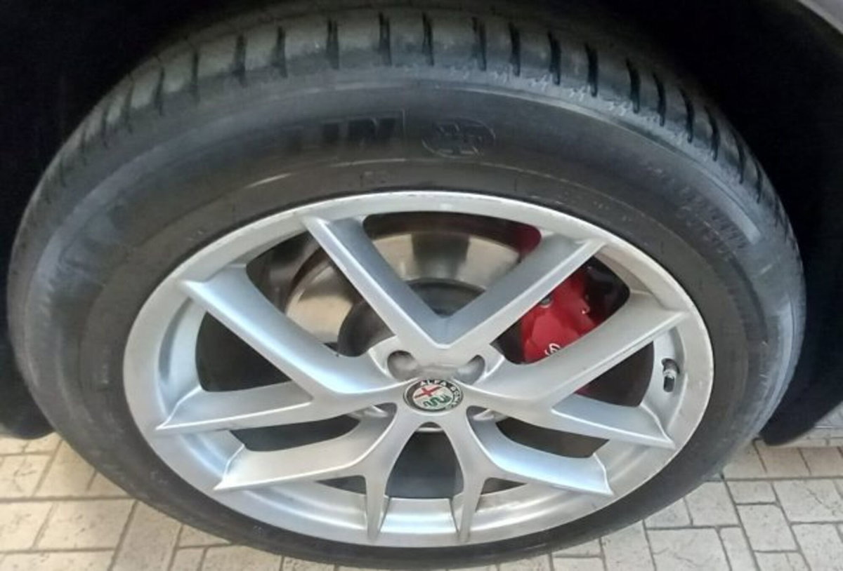 Alfa Romeo Stelvio Stelvio 2.2 Turbodiesel 210 CV AT8 Q4 Veloce (5)