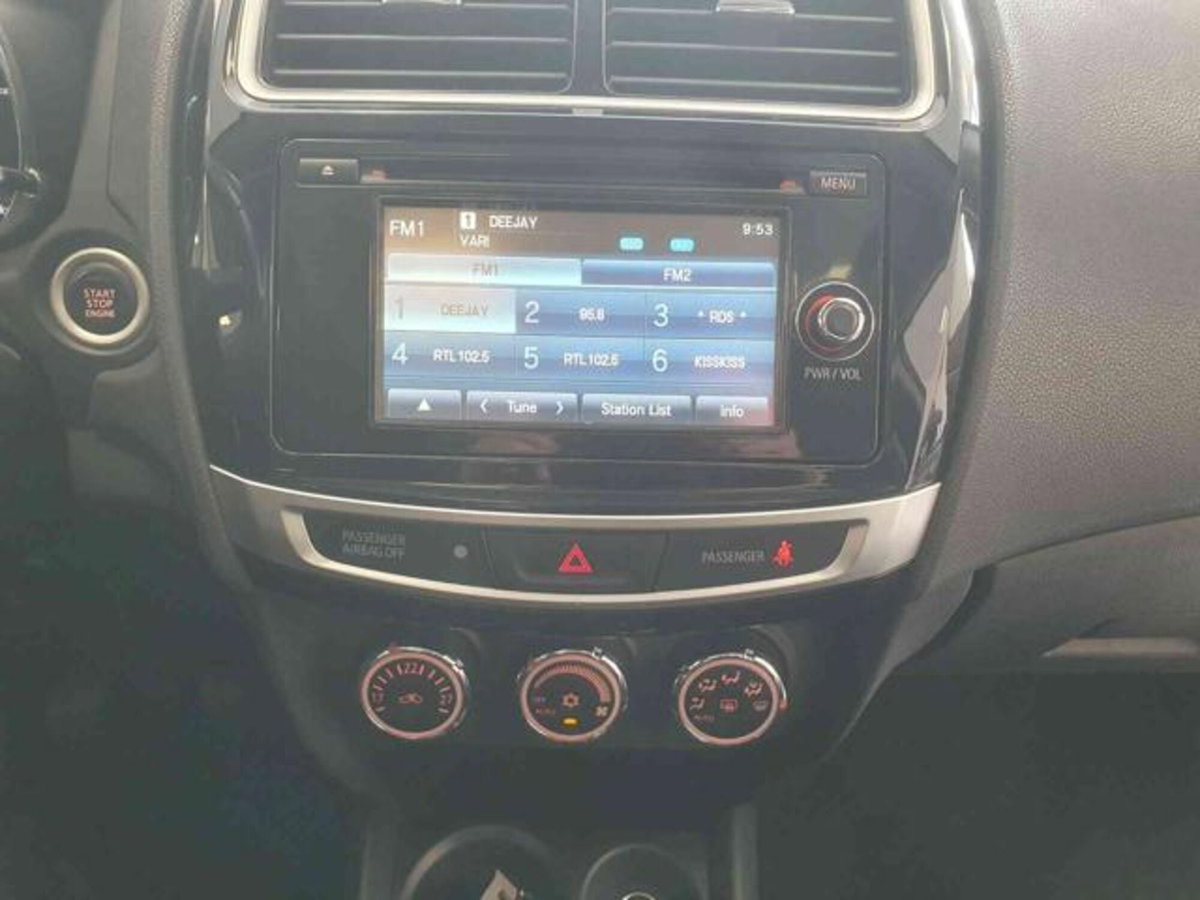 Mitsubishi ASX 1.6 DI-D 114 CV 4WD Instyle Panoramic (11)