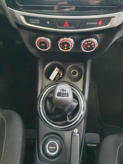 Mitsubishi ASX 1.6 DI-D 114 CV 4WD Instyle Panoramic (16)