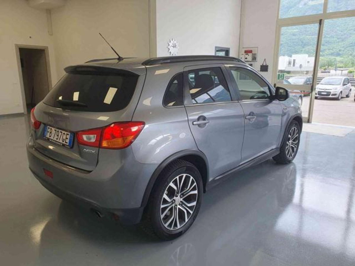 Mitsubishi ASX 1.6 DI-D 114 CV 4WD Instyle Panoramic (3)