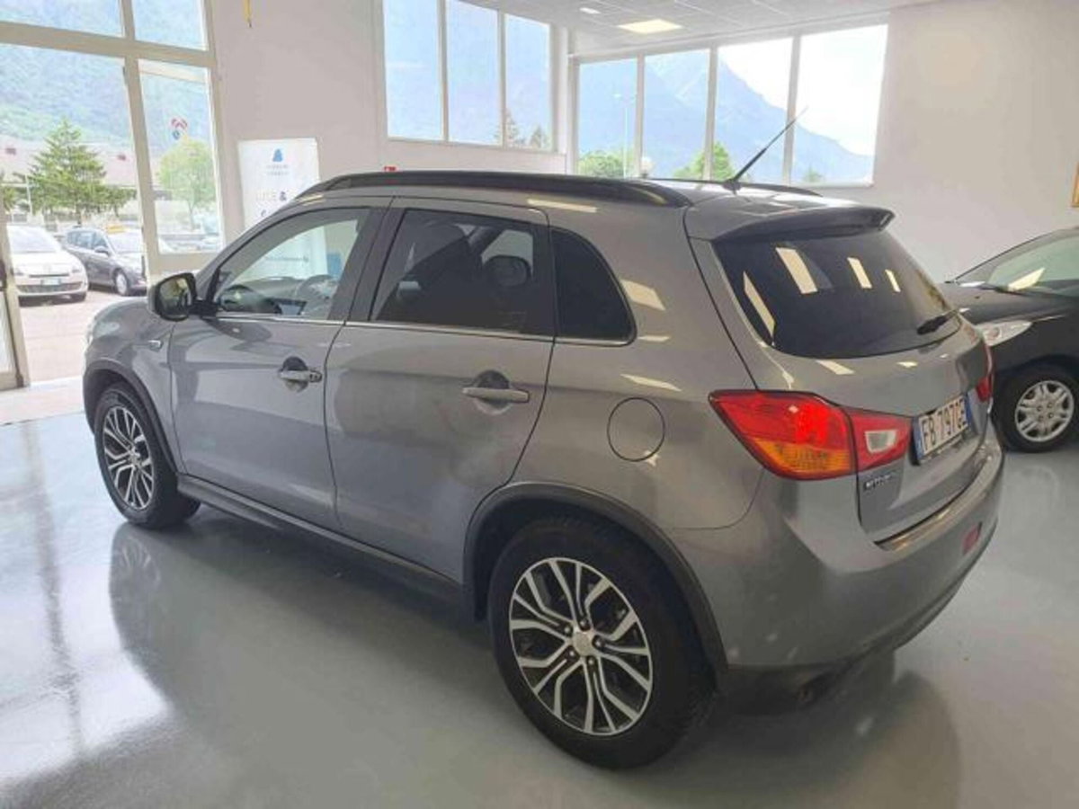 Mitsubishi ASX 1.6 DI-D 114 CV 4WD Instyle Panoramic (4)