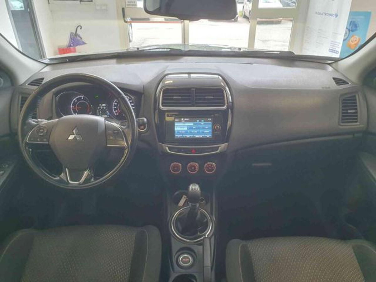 Mitsubishi ASX 1.6 DI-D 114 CV 4WD Instyle Panoramic (8)