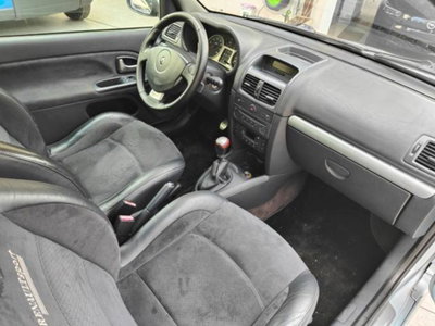 Renault Clio 2.0 16V cat 3 porte Limited (16)