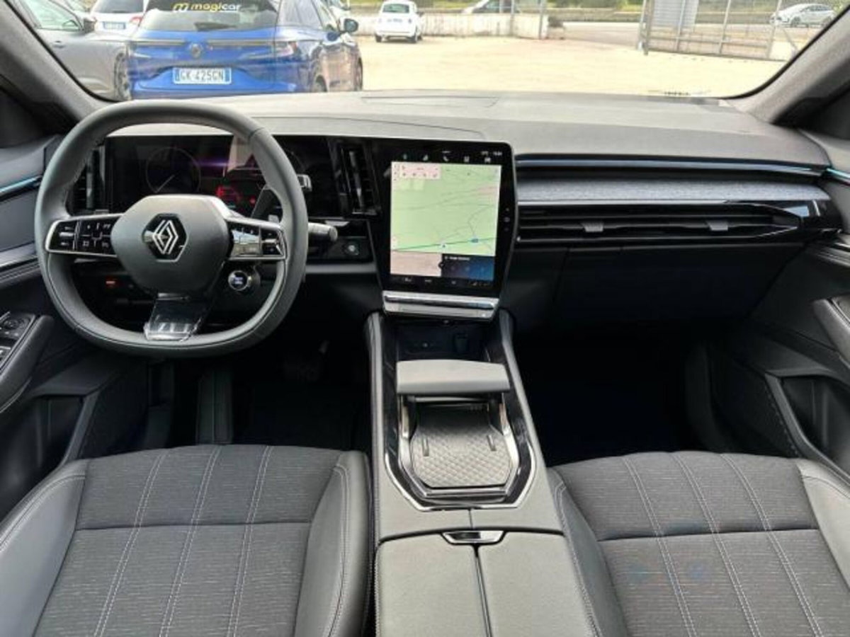 Renault Austral 1.2 full hybrid Techno 200cv auto (11)