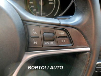 Alfa Romeo Giulia 2.2 Turbodiesel 150 CV (20)