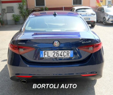 Alfa Romeo Giulia 2.2 Turbodiesel 150 CV (4)