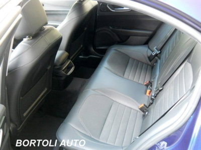Alfa Romeo Giulia 2.2 Turbodiesel 150 CV (8)