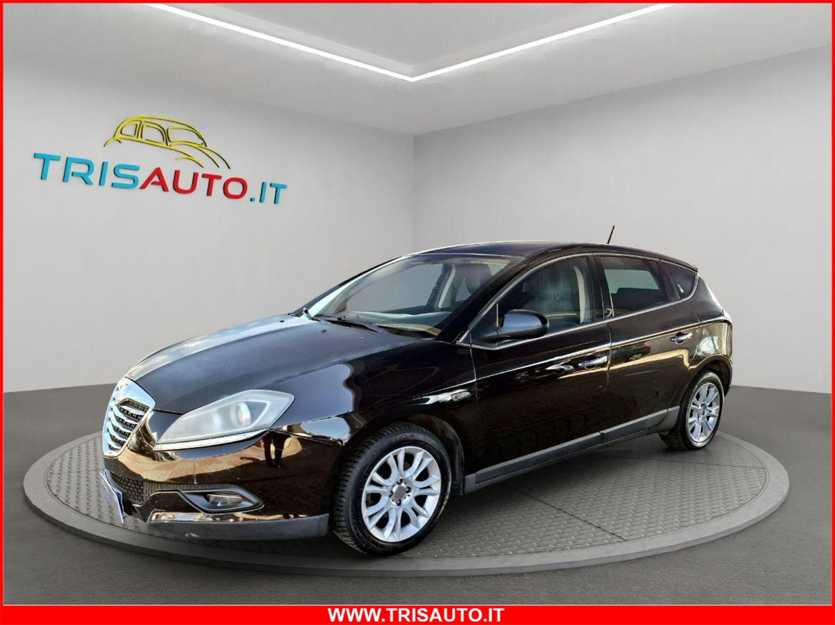 Lancia Delta 1.6 MJT DPF Gold (3)