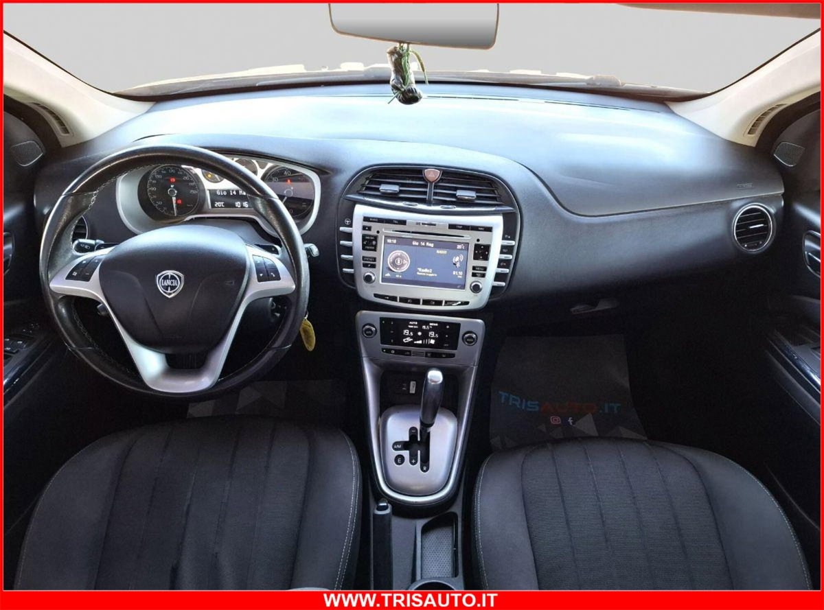 Lancia Delta 1.6 MJT DPF Gold (5)