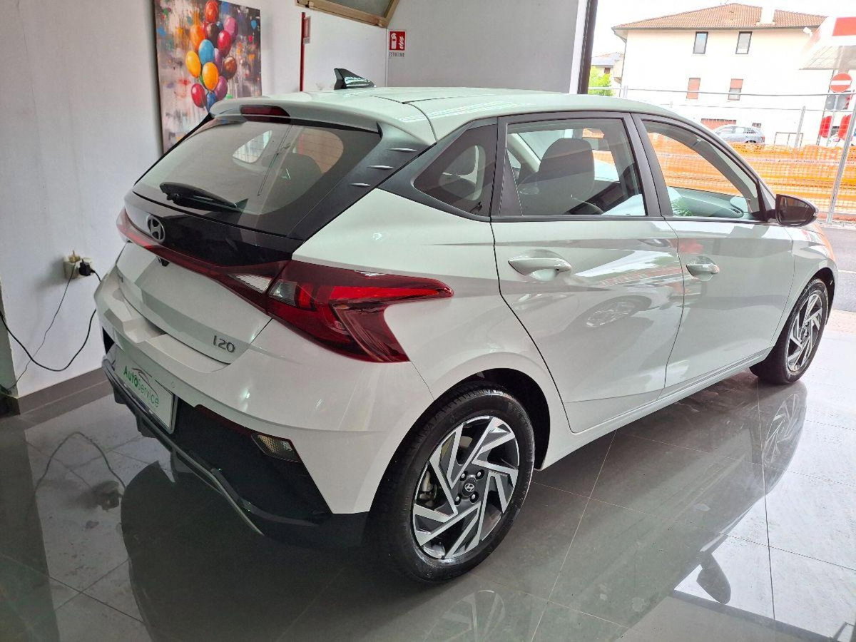 Hyundai i20 1.0 t-gdi 48V Connectline imt (16)