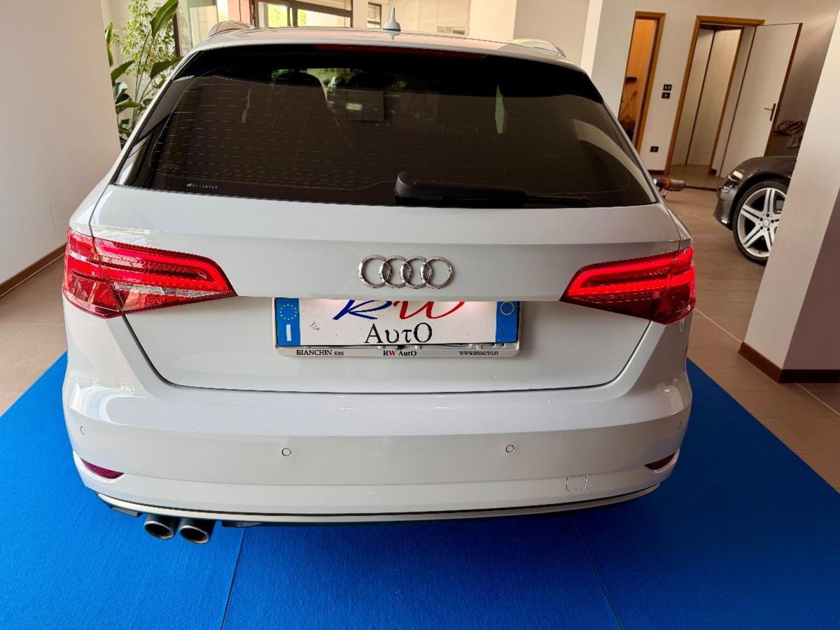 Audi A3 Sportback 2.0 TDI S tronic Attraction (7)