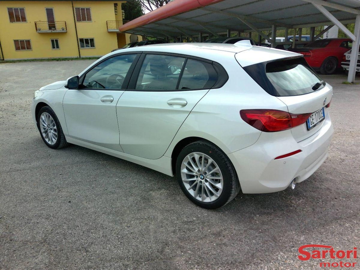 BMW Serie 1 5p. 116d 5p. Advantage (4)