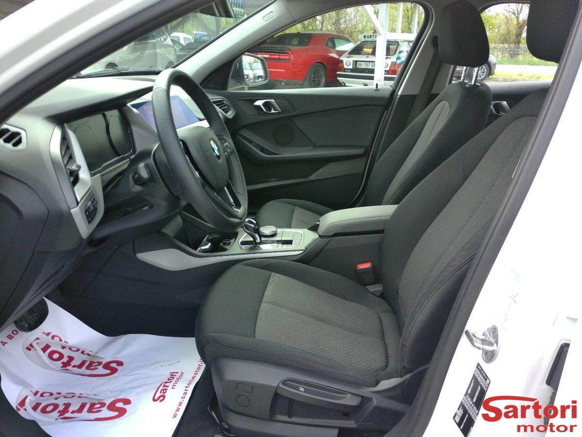 BMW Serie 1 5p. 116d 5p. Advantage (5)