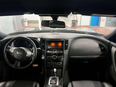 Infiniti FX FX30d S (13)