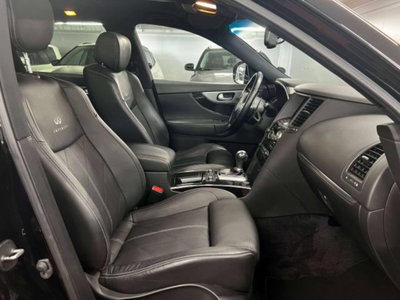 Infiniti FX FX30d S (6)