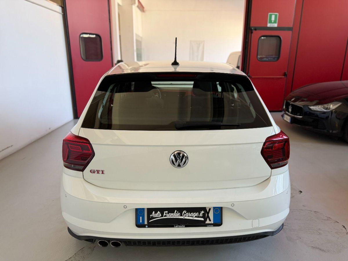 Volkswagen Polo 2.0 TSI DSG GTI BlueMotion Technology (12)