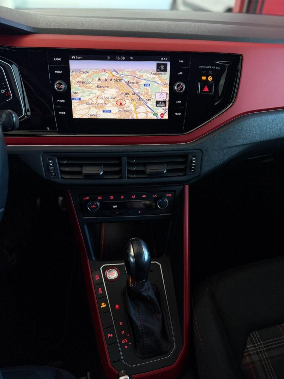 Volkswagen Polo 2.0 TSI DSG GTI BlueMotion Technology (8)