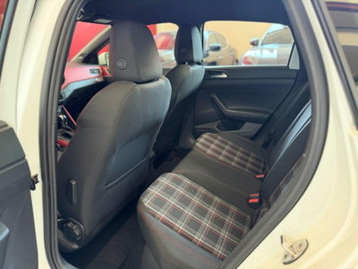Volkswagen Polo 2.0 TSI DSG GTI BlueMotion Technology (9)