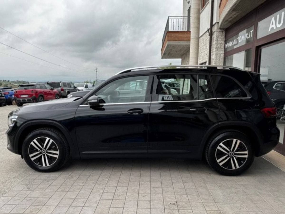 Mercedes-Benz GLB 180 d Business Extra auto 7p.ti (12)
