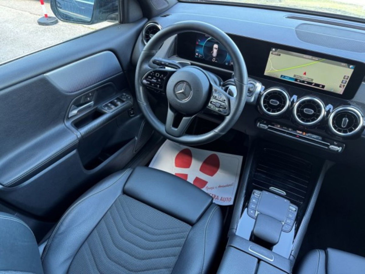 Mercedes-Benz GLB 180 d Business Extra auto 7p.ti (17)