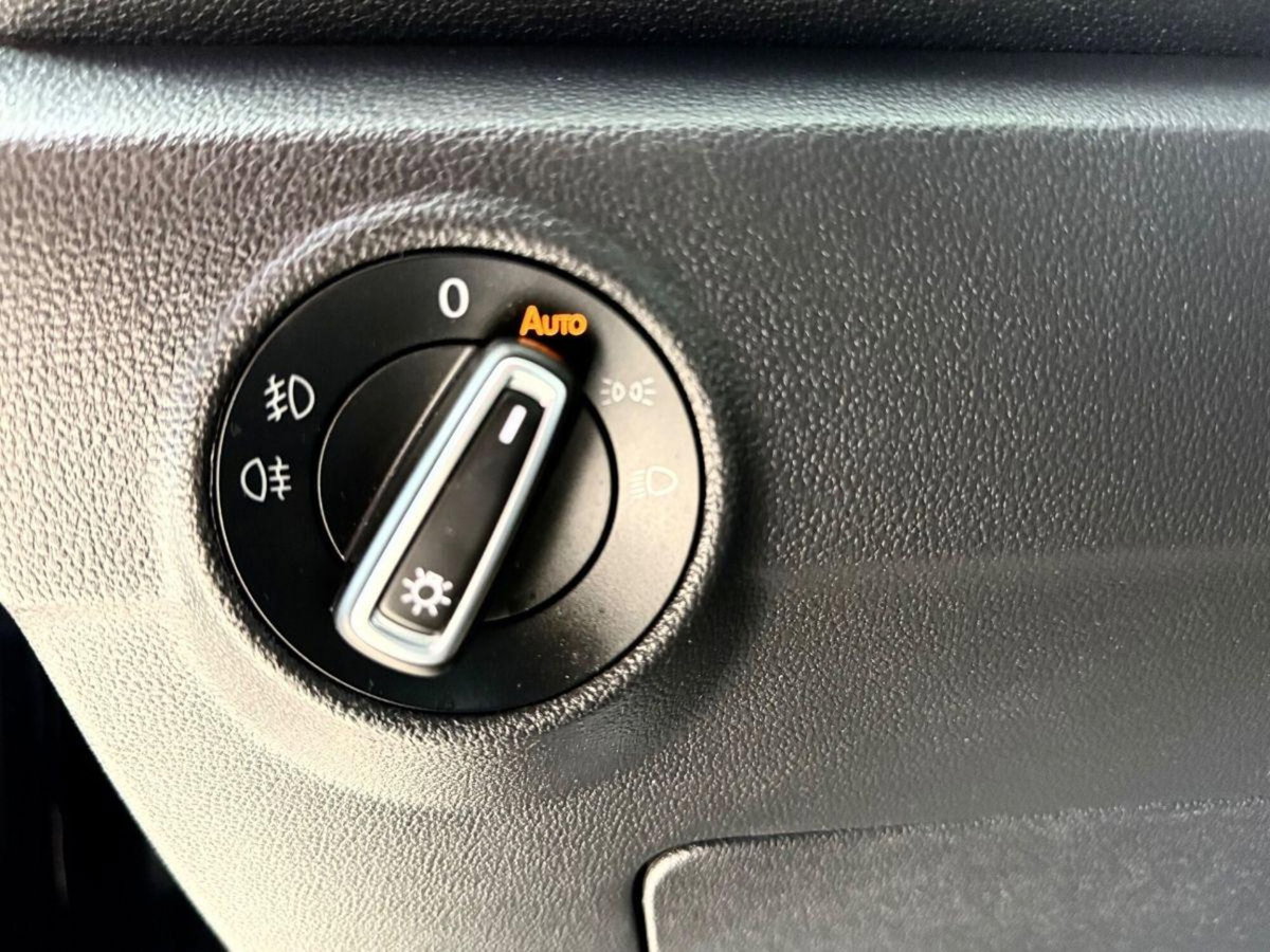 Volkswagen T-Roc 1.5 TSI ACT Advanced BlueMotion Technology (9)