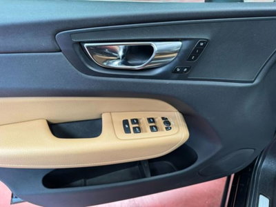 Volvo XC60 B4 (d) AWD Geartronic Inscription N1 (9)