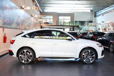 Audi Q5 Sportback Sportback 40 2.0 tdi mhev 12V quattro s-tronic (2)