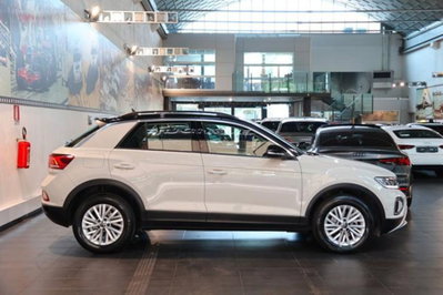 Volkswagen T-Roc 2.0 tdi Life 115cv (2)
