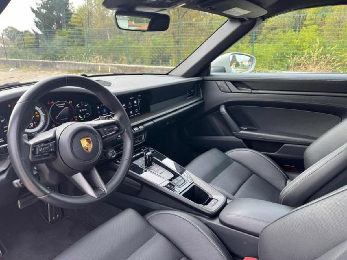 Porsche 911 Cabrio Targa 3.0 4 GTS (15)