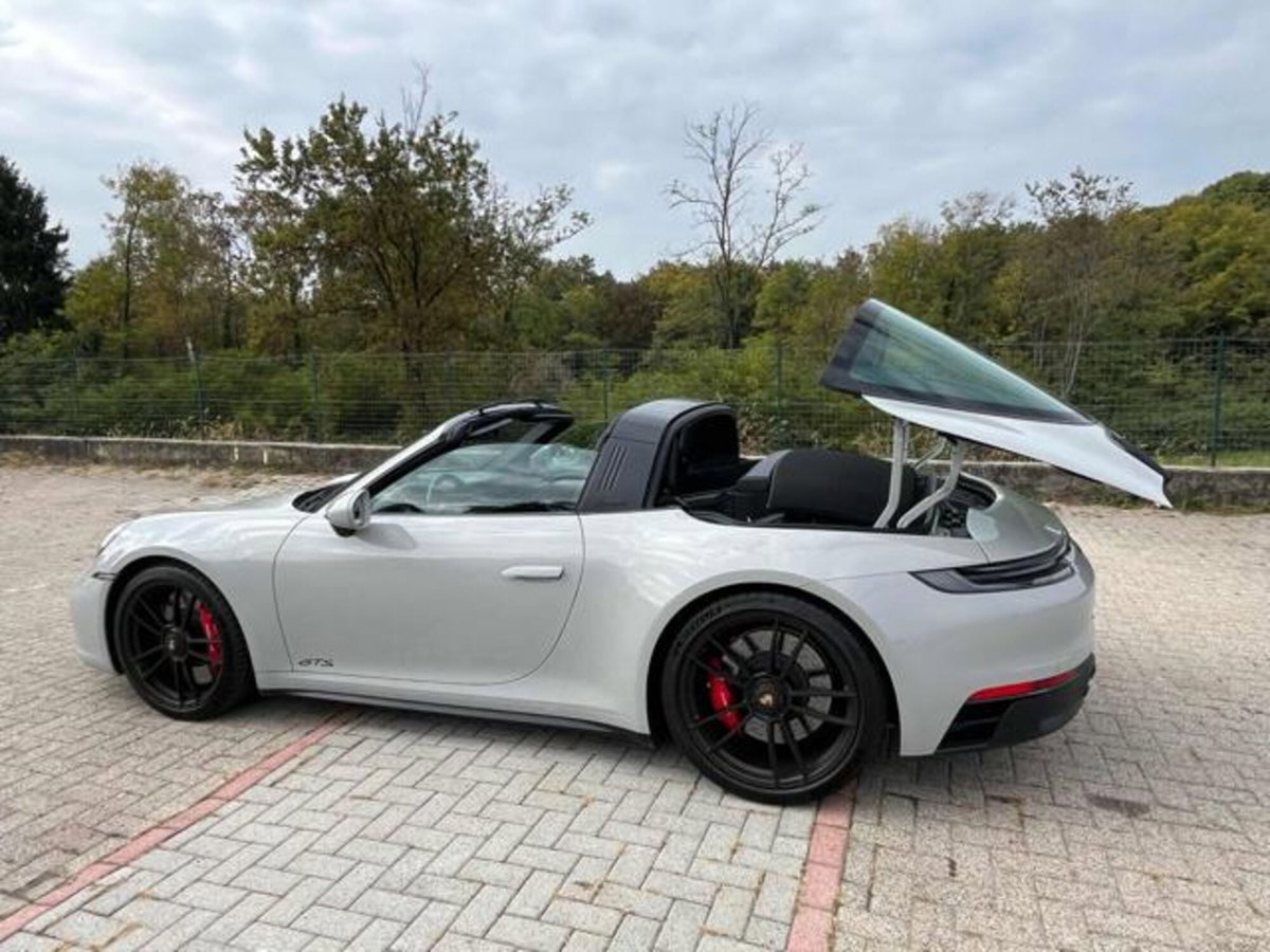 Porsche 911 Cabrio Targa 3.0 4 GTS (2)