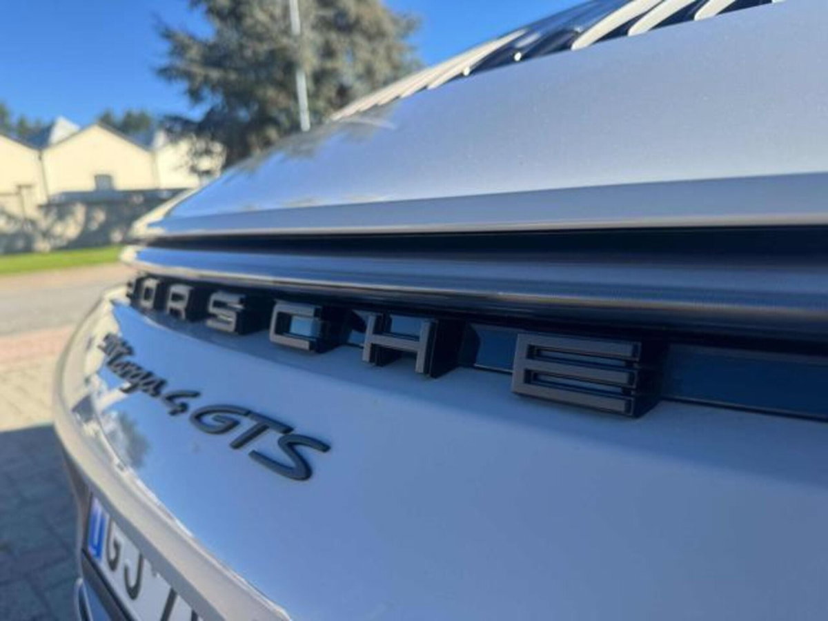Porsche 911 Cabrio Targa 3.0 4 GTS (4)
