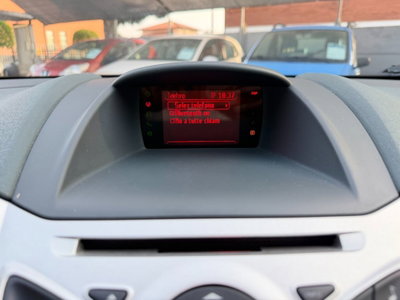 Ford Fiesta 1.2 82 CV 5 porte Titanium (12)