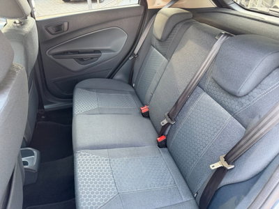 Ford Fiesta 1.2 82 CV 5 porte Titanium (8)
