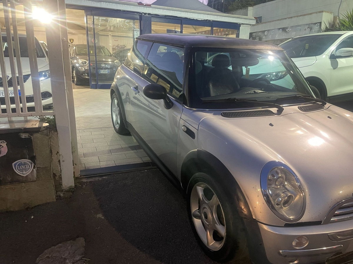 MINI Mini 1.4 tdi One D de luxe (3)