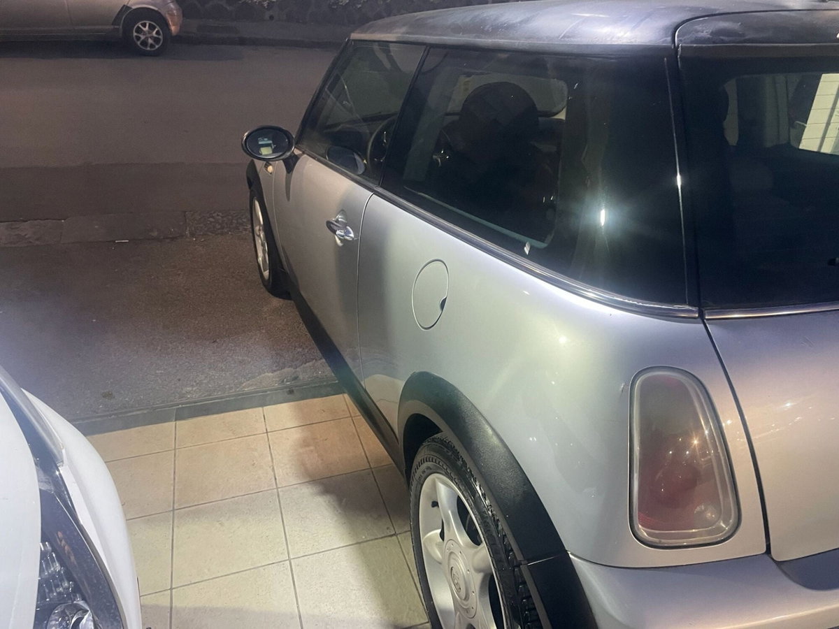 MINI Mini 1.4 tdi One D de luxe (5)