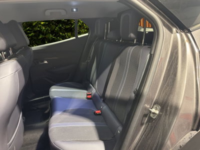 Peugeot 2008 BlueHDi 130 S&S EAT8 Allure Pack (18)